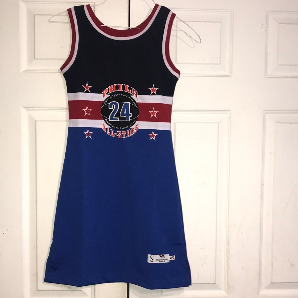 NWOT Junior Women’s Streetball Dress